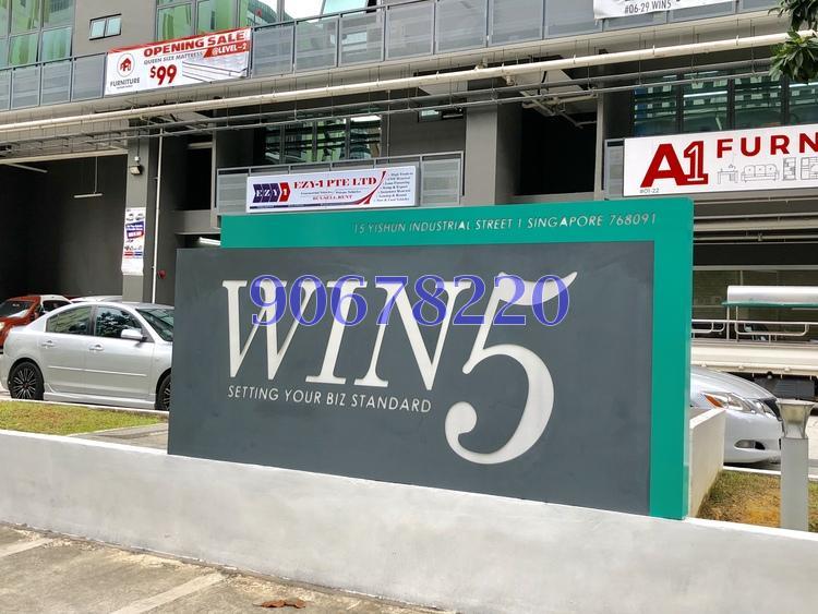 Win 5 thumbnail photo